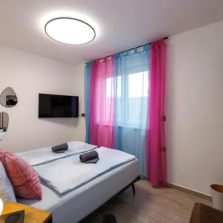 Noble Nest Appartement Njivice